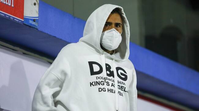 08 DE JUNIO DE 2021/SANTIAGOArturo Vidal (c) presente en el estadio, durante el partido valido por las Clasificatorias al Mundial de Qatar 2022, entre las selecciones nacionales de Chile vs Bolivia, disputado en el Estadio San Carlos de Apoquindo.
FOTO: SEBASTIAN ORIA/AGENCIAUNO