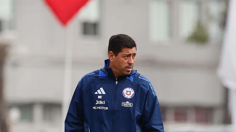 Carlos Parra - Comunicaciones FFCh.