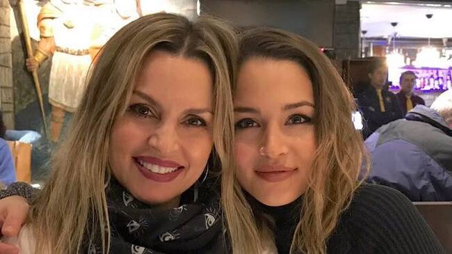Yasmín Valdés y Anahí Vega