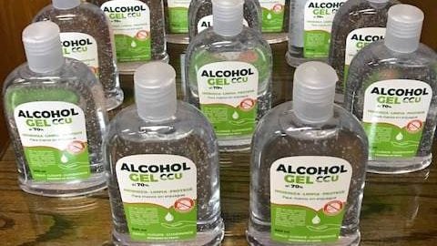 Alcohol gel producido por CCU.
