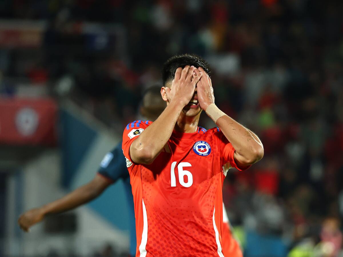 Fue liberado de La Roja por lesión y ahora su club confirma lo peor: “Entre tres y cuatro semanas de baja”