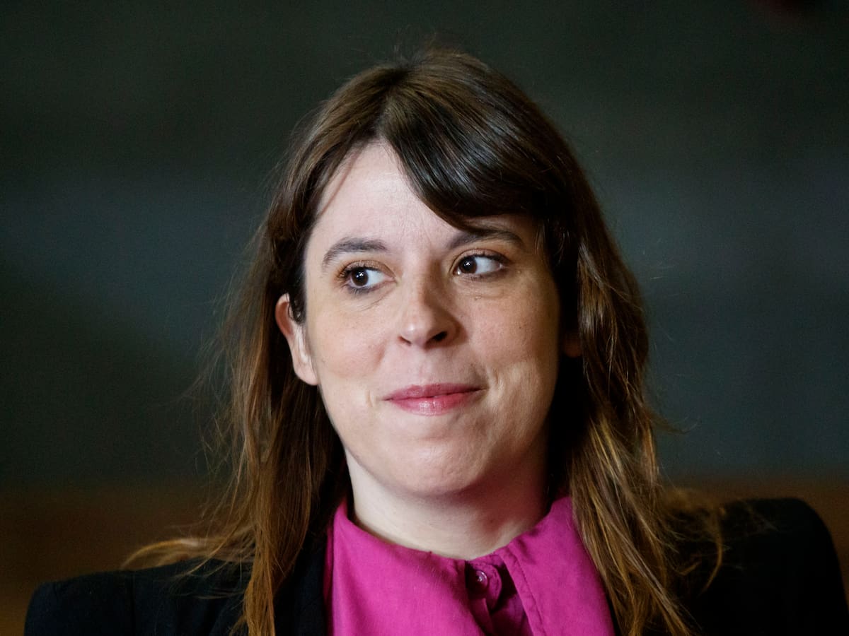 “Fue un error”: Constanza Martínez tras calificar a Piñera como “defensor” de los DD.HH en plena disputa por el Frente Amplio