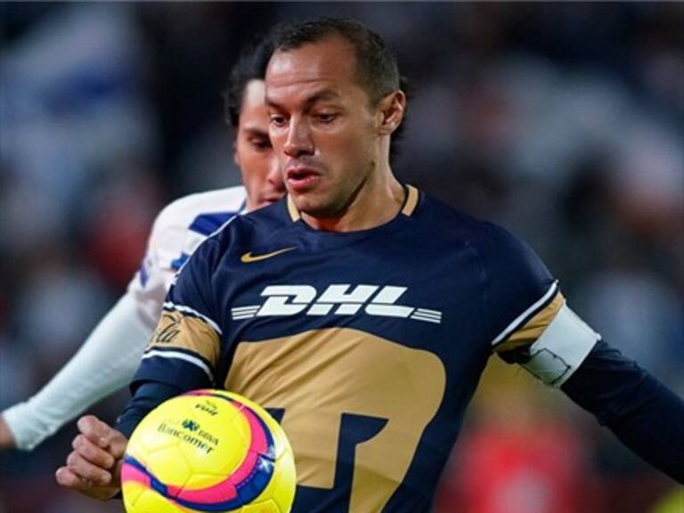 El notable golazo sin ángulo de Marcelo Díaz en entrenamiento de Pumas