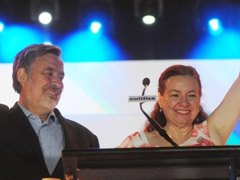 Esposa de Guillier: «Estoy contenta de que haya participación de verdad»