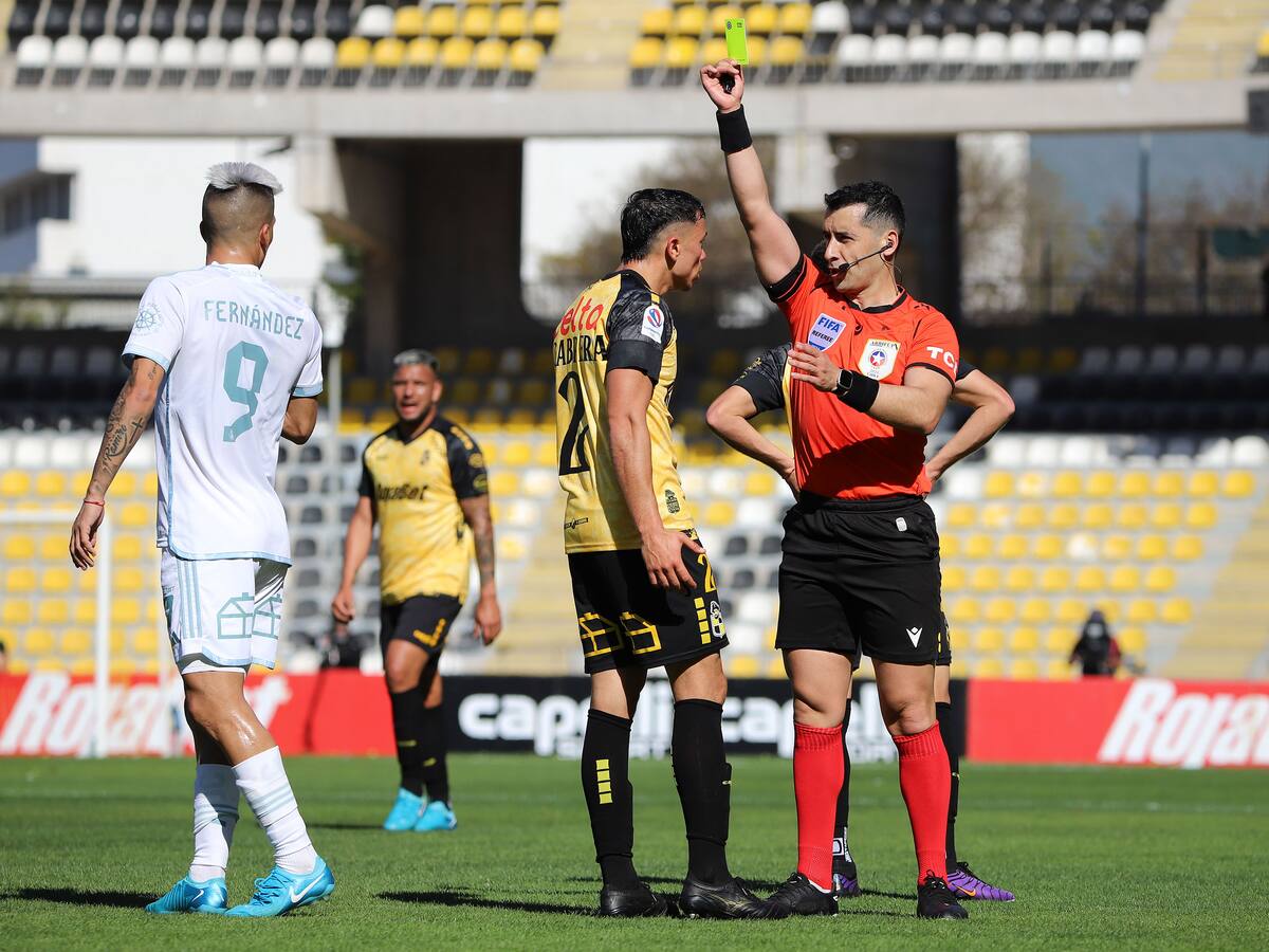 El “vacío legal” que posibilitó que hincha de la U involucrado en tráfico de armas, drogas y homicidios pudiera reingresar a los estadios