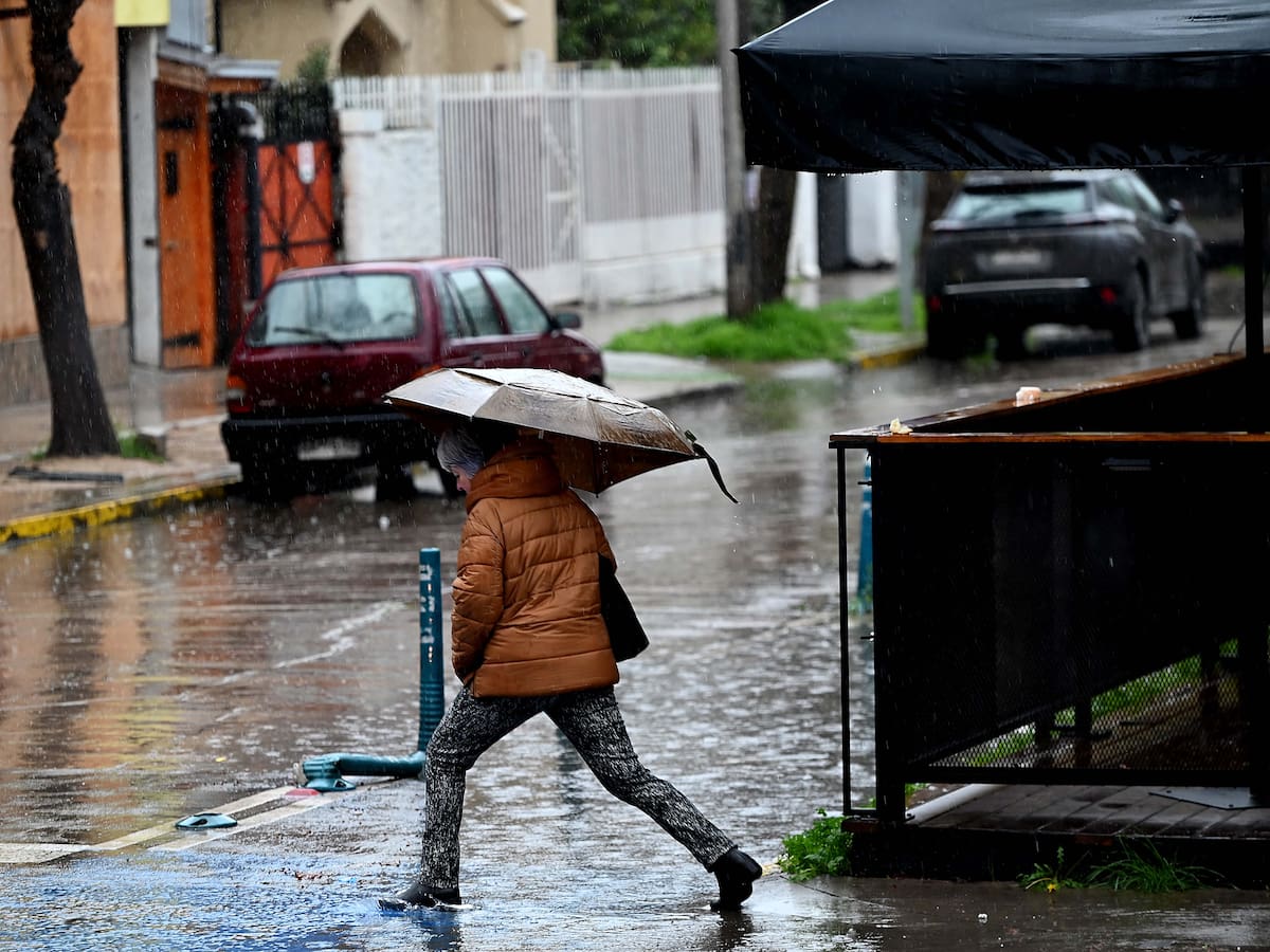 Lluvia en Santiago: estas serán las comunas más afectadas por las precipitaciones del nuevo tren de sistemas frontales