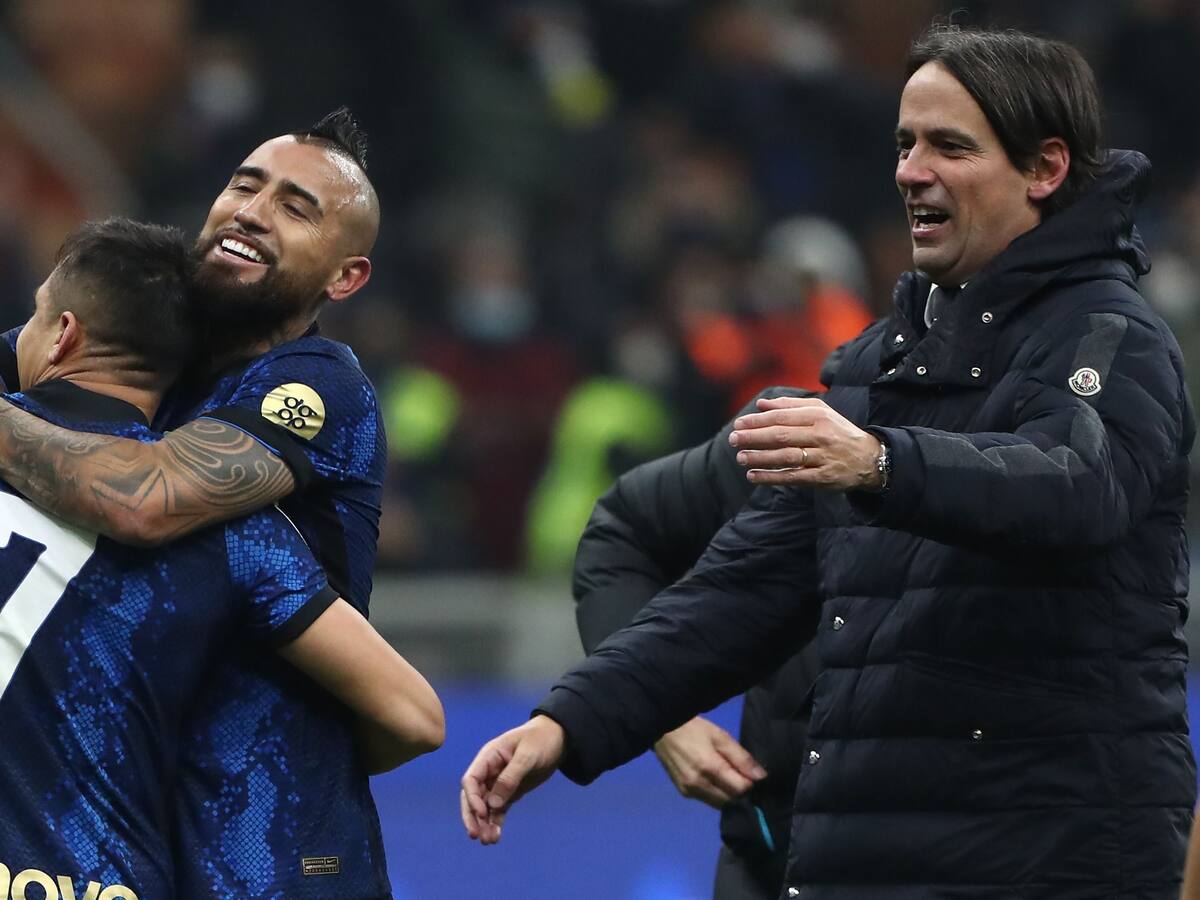 Con Vidal y Alexis de titular: Inter de Milán enfrenta a la Roma por el paso a las semifinales de la Copa Italia