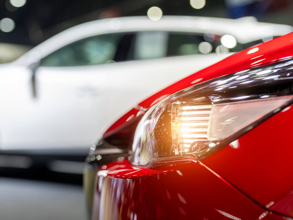 Adulto mayor denuncia estafa tras cierre de automotora en Lo Barnechea: perdió $19 millones