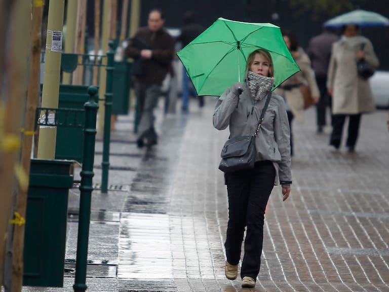 Lluvia en Santiago: cuándo y a qué hora serán las precipitaciones más fuertes en la capital