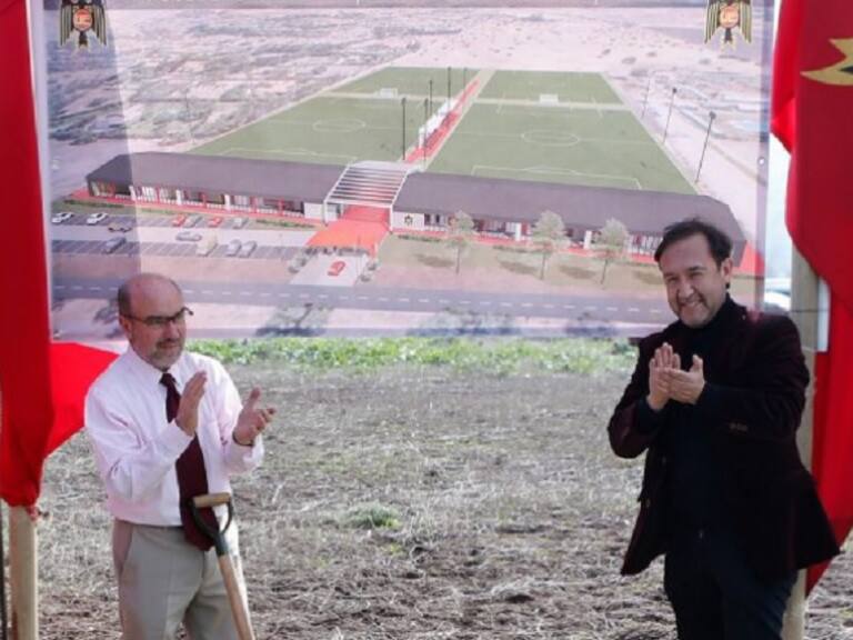 Durante este jueves se colocó la primera piedra de la nueva ciudad deportiva de Unión Española