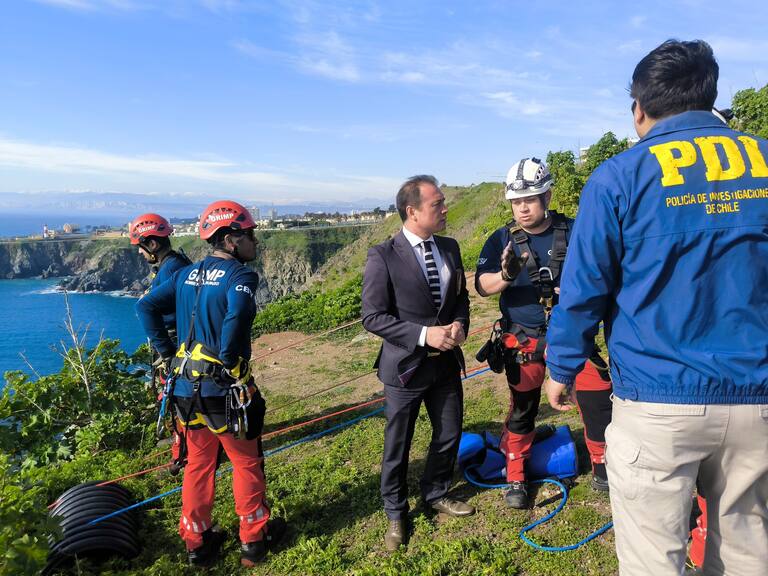 Encuentran cuerpo de un hombre en Playa Ancha, Valparaíso: se cayó desde un acantilado