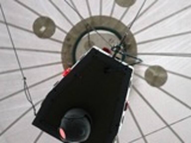 INDH presenta a la justicia informe contra globos de televigilancia