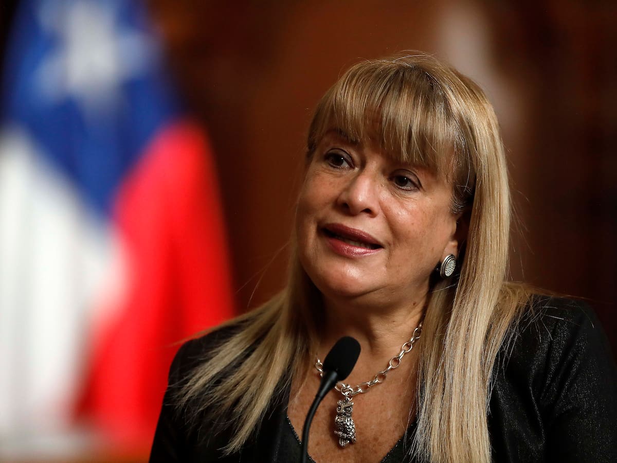 Con aproximadamente 200 páginas: Ángela Vivanco presentará descargos ante la Corte Suprema este viernes