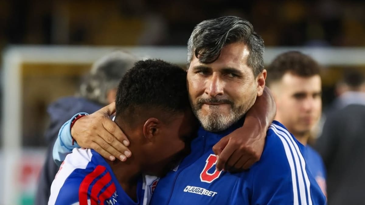El debutante Jhon Cortés emociona a otra joven figura de la U: “Me alegro por él y le deseo mucho éxito”