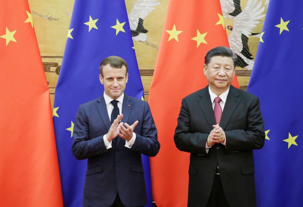 Los presidentes de China Xi Jinping y de Francia Emmanuel Macron en Pekín durante 2018