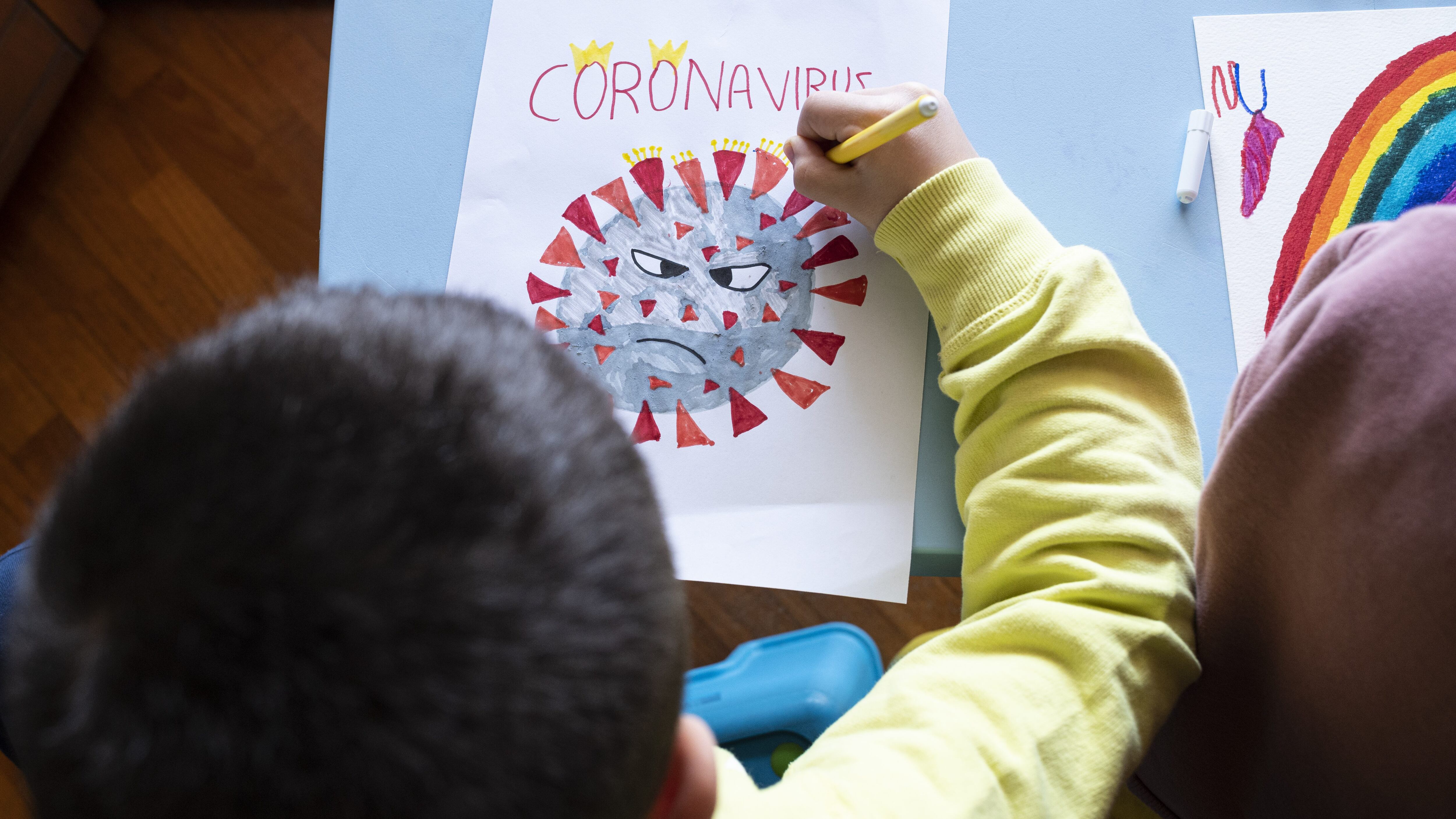 Niños en cuarentena por coronavirus