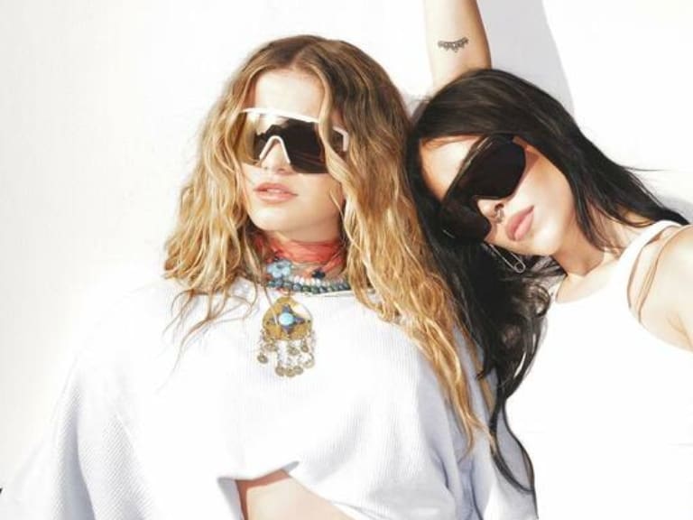 Las popstars mexicanas Sofía Reyes y Danna Paola unen fuerzas en la canción hyperpop: “TQUM»