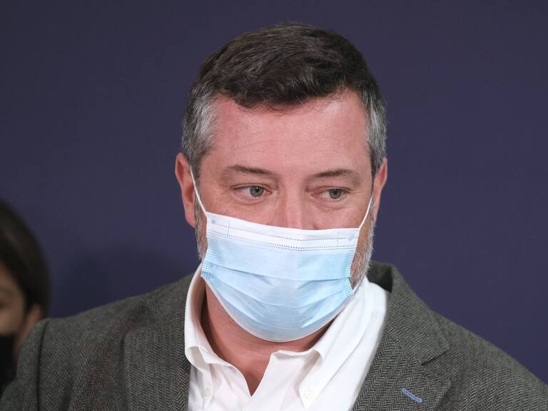 16 De Mayo del 2021.El candidato presidencial independiente por Chile Vamos, Sebastian Sichel, analiza resultado de las elecciones de este fin de semana.
FOTO: DANIEL ARAYA MARTIN/AGENCIAUNO