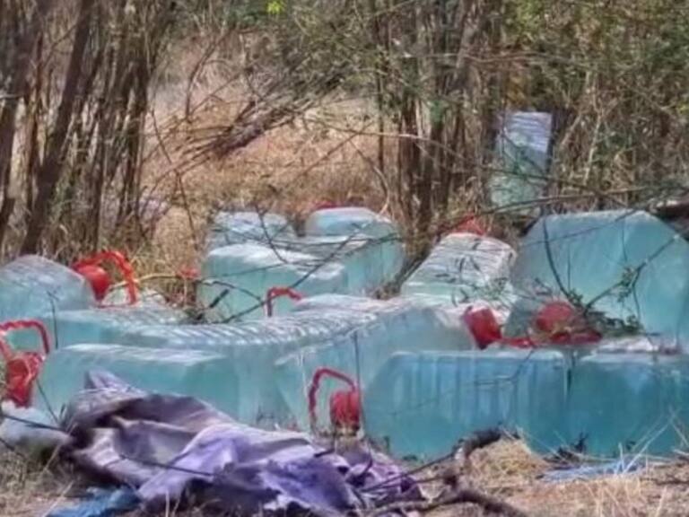 Bidones encontrados en Coronel contienen alcohol gel