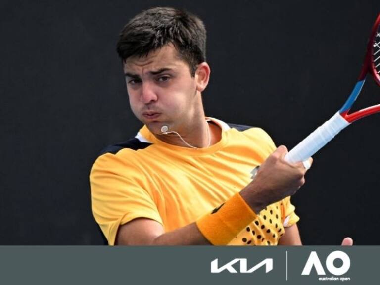 Tomás Barrios se desmoronó ante Taro Daniel y quedó eliminado del Abierto de Australia