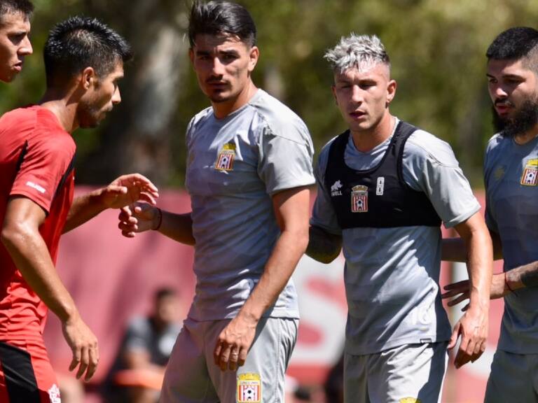 Curicó Unido cae con Arsenal en su segundo amistoso de pretemporada en Argentina