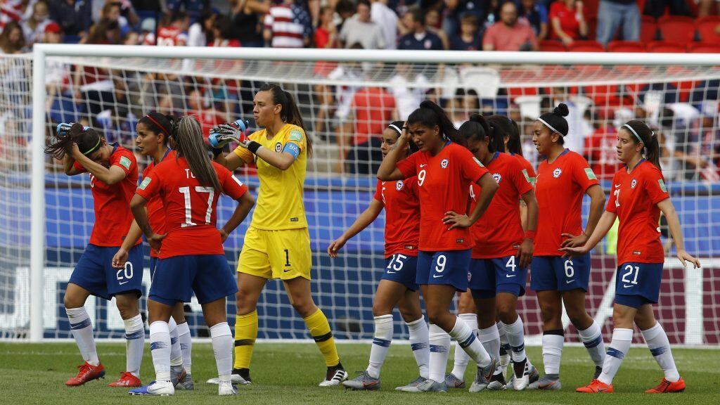 16 de Junio de 2019/PARISChristiane Endler y María José Urrutia durante el partido por el grupo F del Mundial Femenino Francia 2019 entre las selecciones de Chile vs EEUU jugado en el Estadio Parc des Princes de Paris
FOTO: MARIO DAVILA/AGENCIAUNO