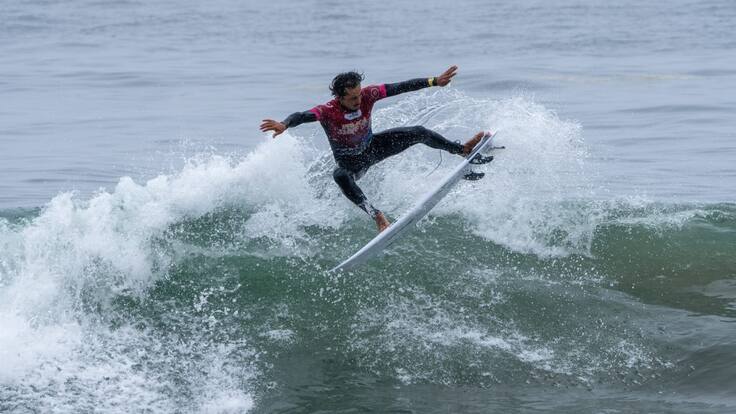 Nicolás Vargas gana en infartante final el título de la cuarta fecha del Nacional de Surf en Viña del Mar
