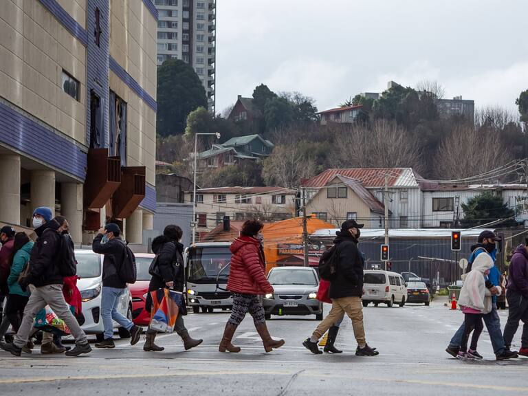 10 DE JULIO 2021 / PUERTO MONTTLa ciudad vive su primer fin de semana sin cuarentena después de un año, tras avanzar a Fase 3 de Preparación en el Plan Paso a Paso contra el Covid-19
FOTO: FELIPE CONSTANZO / AGENCIAUNO