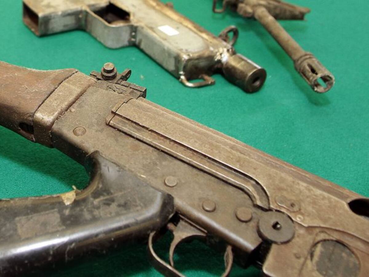 Investigación demuestra que militares y carabineros procesados por robo de armas tienen lazos con bandas delictuales y narcotraficantes