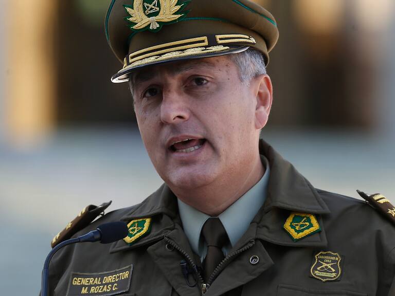 General Mario Rozas: «Los carabineros no nos sentimos enemigos de quienes se manifiestan»