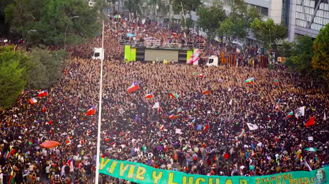 Los Bunkers en Plaza Baquedano/de la Dignidad