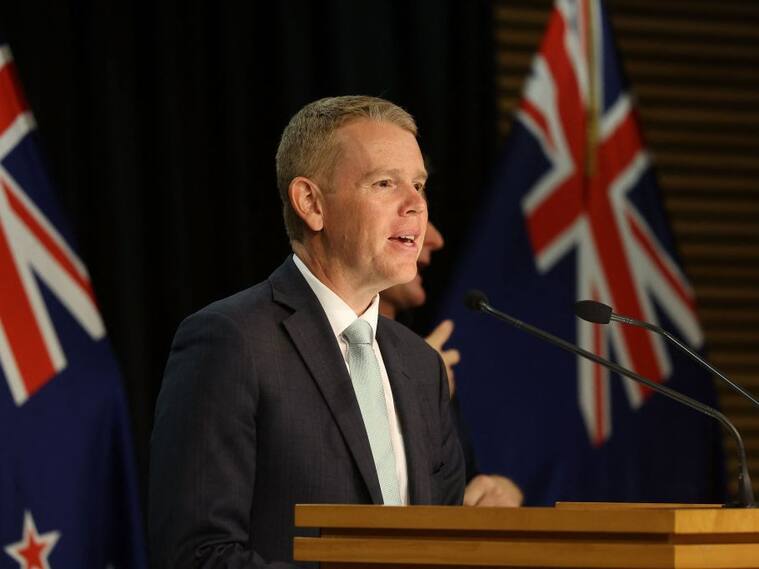 El nuevo primer ministro de Nueva Zelanda, Chris Hipkins, ante la prensa