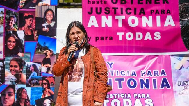 Madre de Antonia Barra denuncia acoso por parte de ceranos a Martín Pradenas