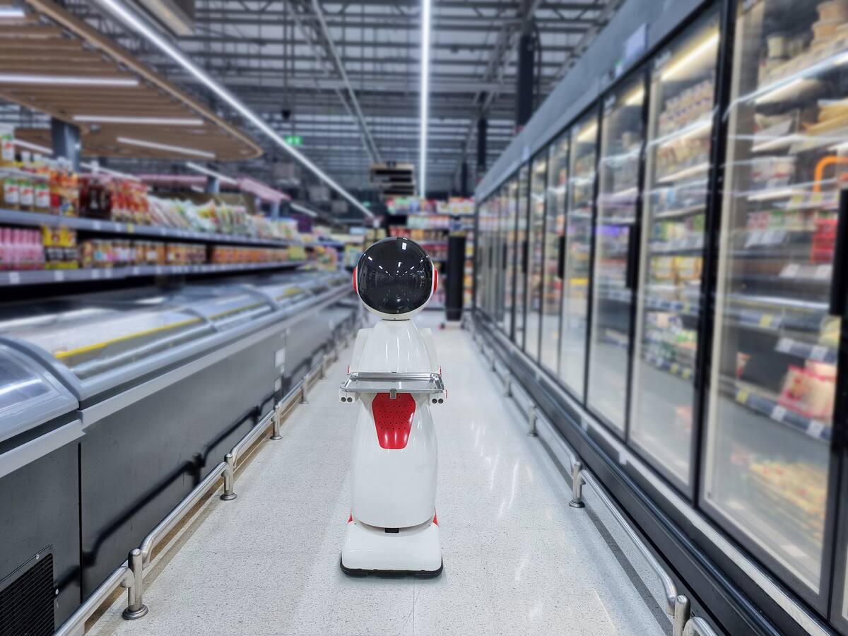 Gigante de la robótica china arremete en el comercio chileno: abrirá 30 puntos de venta en solo un año
