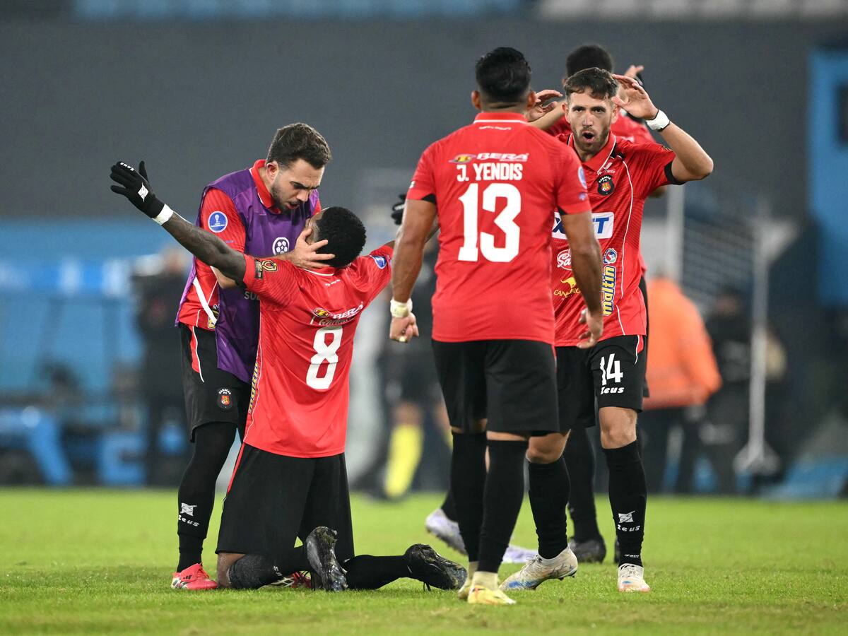 Se formó en la U, fue campeón del fútbol chileno y hoy sorprende como parte del cuerpo técnico de un club en Venezuela