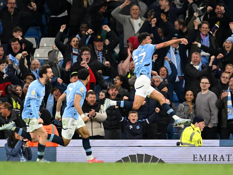 Manchester City estira su racha de victorias en la Premier League para aferrarse a la clasificación directa a la Champions League
