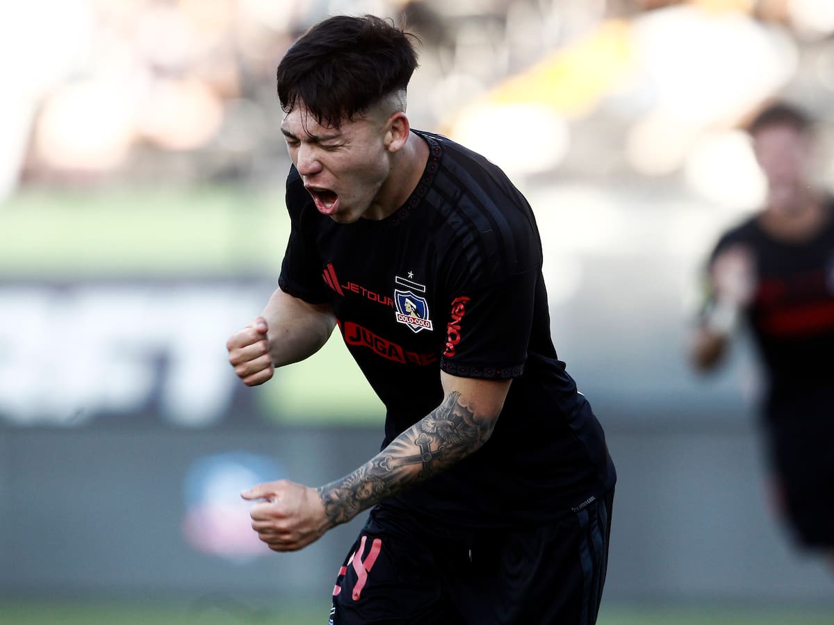 Colo Colo sigue encendido: vence con lo justo a Huachipato y se aferra al liderato en la Copa de la Liga