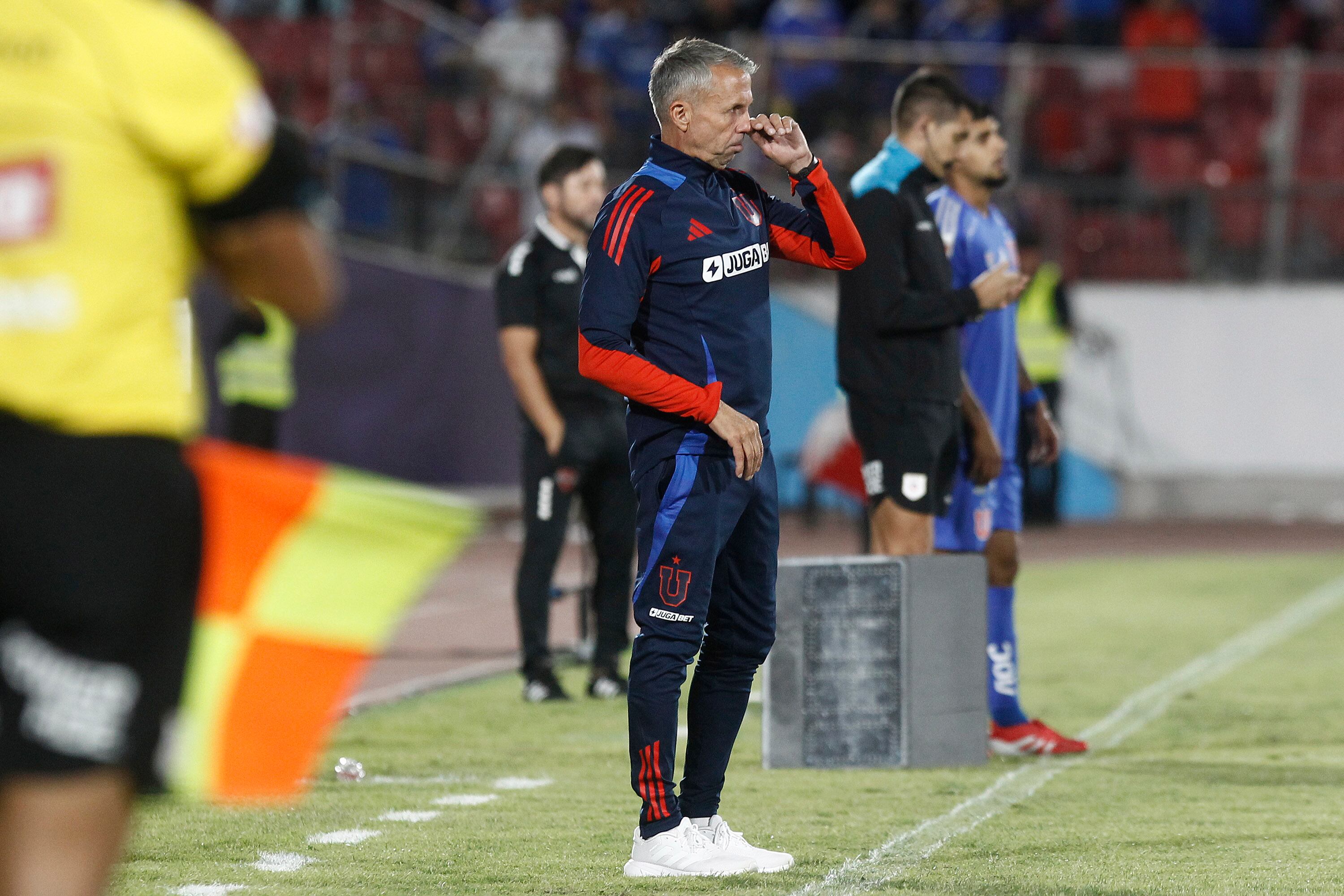 Gustavo Álvarez, entrenador de la Universidad de Chile | Agencia Uno