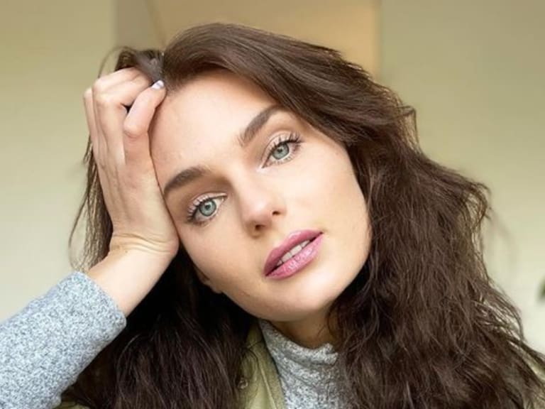 Pin Montané presume su pelo falso para interpretar el papel de sirena en Amar Profundo | Instagram