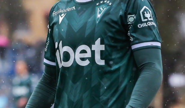 Antes de jugar la liguilla de ascenso: Santiago Wanderers oficializa el fin de contrato de cuatro jugadores