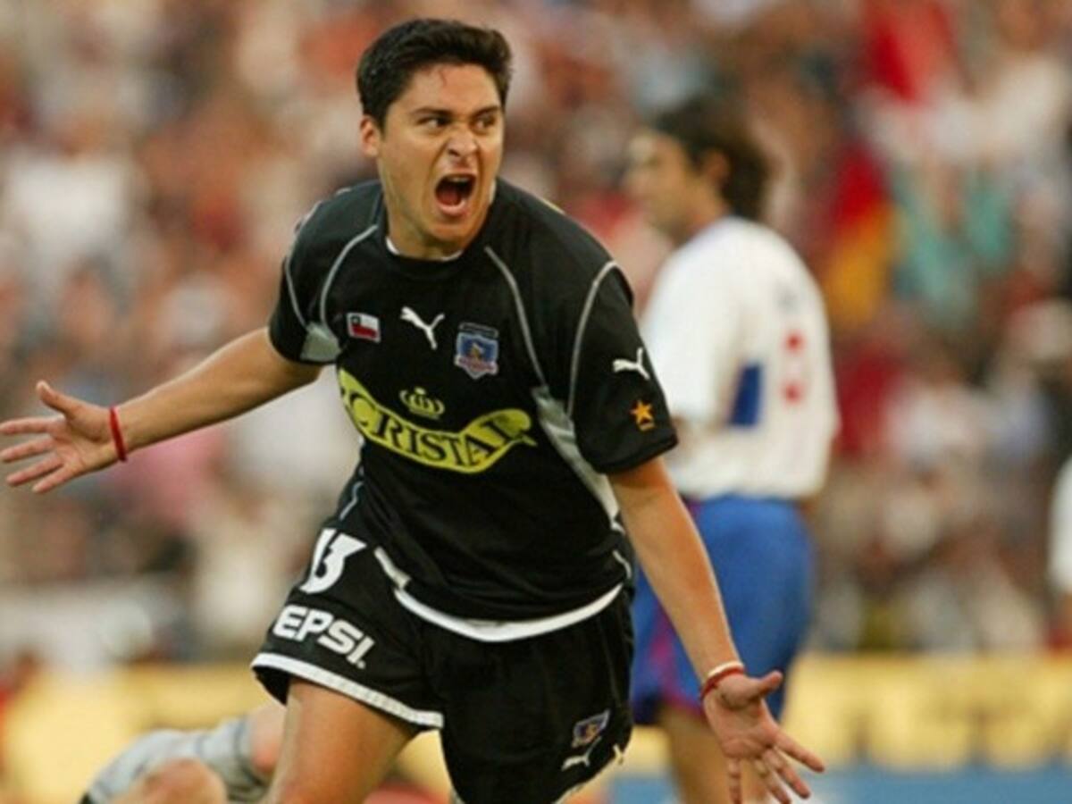 “Es normal en el fútbol”: Manuel Neira defiende la entrega de autos a jugadores de Colo Colo