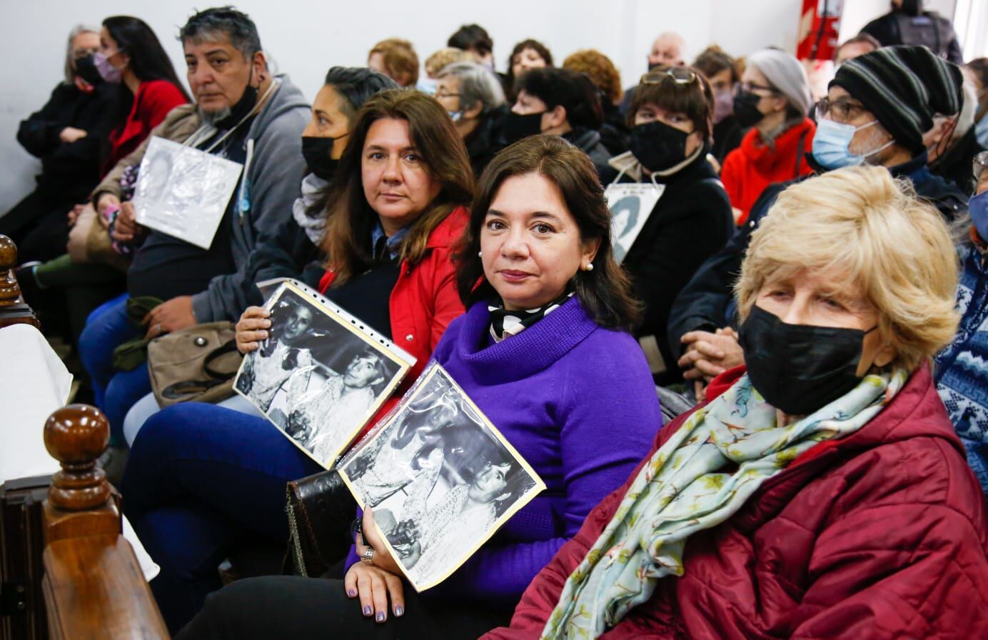 Familias de las víctimas de delitos de DDHH en Campo de Mayo de Argentina