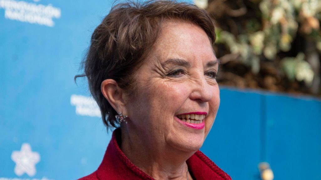 Gloria Hutt, 1024x576 jpg ok