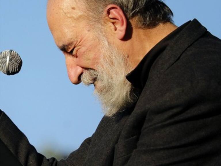 Raúl Zurita: «¿Dónde están los poetas de derecha? ¿Dónde están los artistas de derecha? No hay»