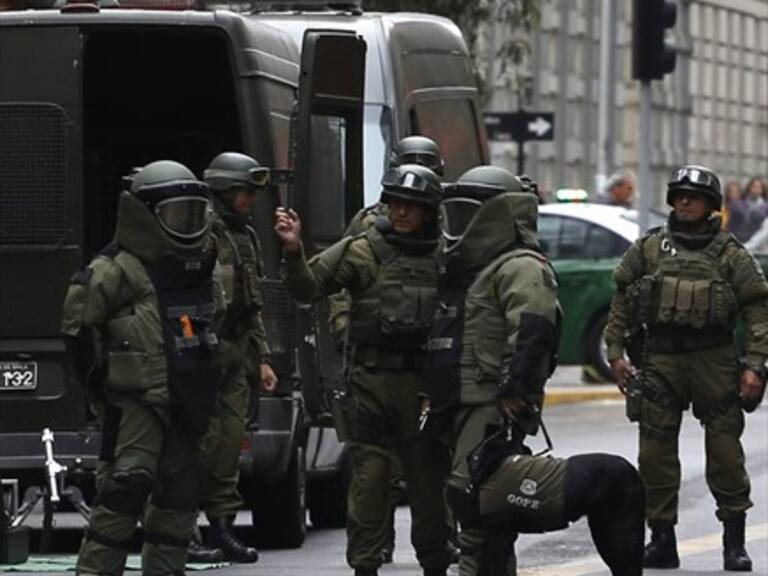 Mochila con maquillaje generó evacuación en Departamento de Extranjería y Migración