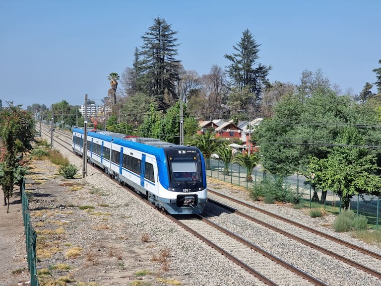 Anuncian importante avance del Melitrén Alameda - Melipilla: servicio contará con 22 trenes eléctricos y 8 comunas serán las beneficiadas