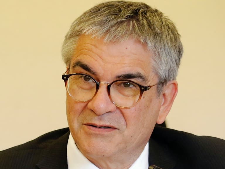 Ministro Marcel reitera negativa a autopréstamo de AFP del 100%: «Es un alivio temporal»