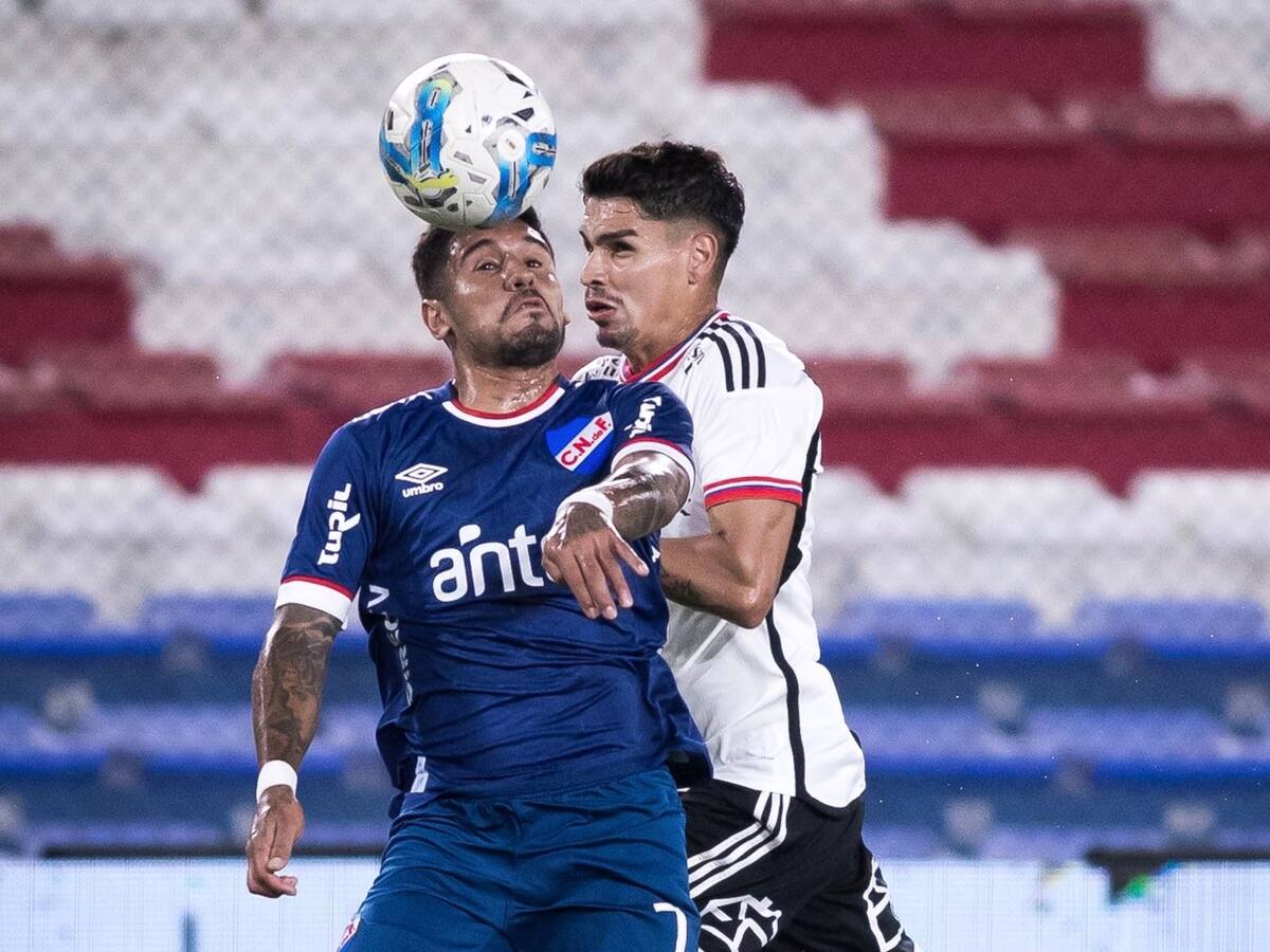 Colo Colo sigue invicto fuera de Chile tras nuevo triunfo en Uruguay
