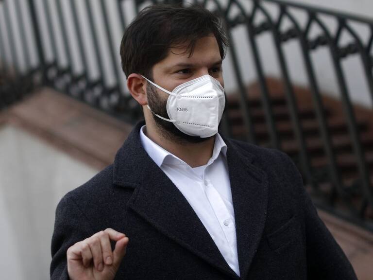 12 de Julio de 2022/SANTIAGOEl Presidente de La Republica,Gabriel Boric Font, camina por el interior del Palacio de La Moneda.
FOTO: CRISTOBAL ESCOBAR/AGENCIAUNO