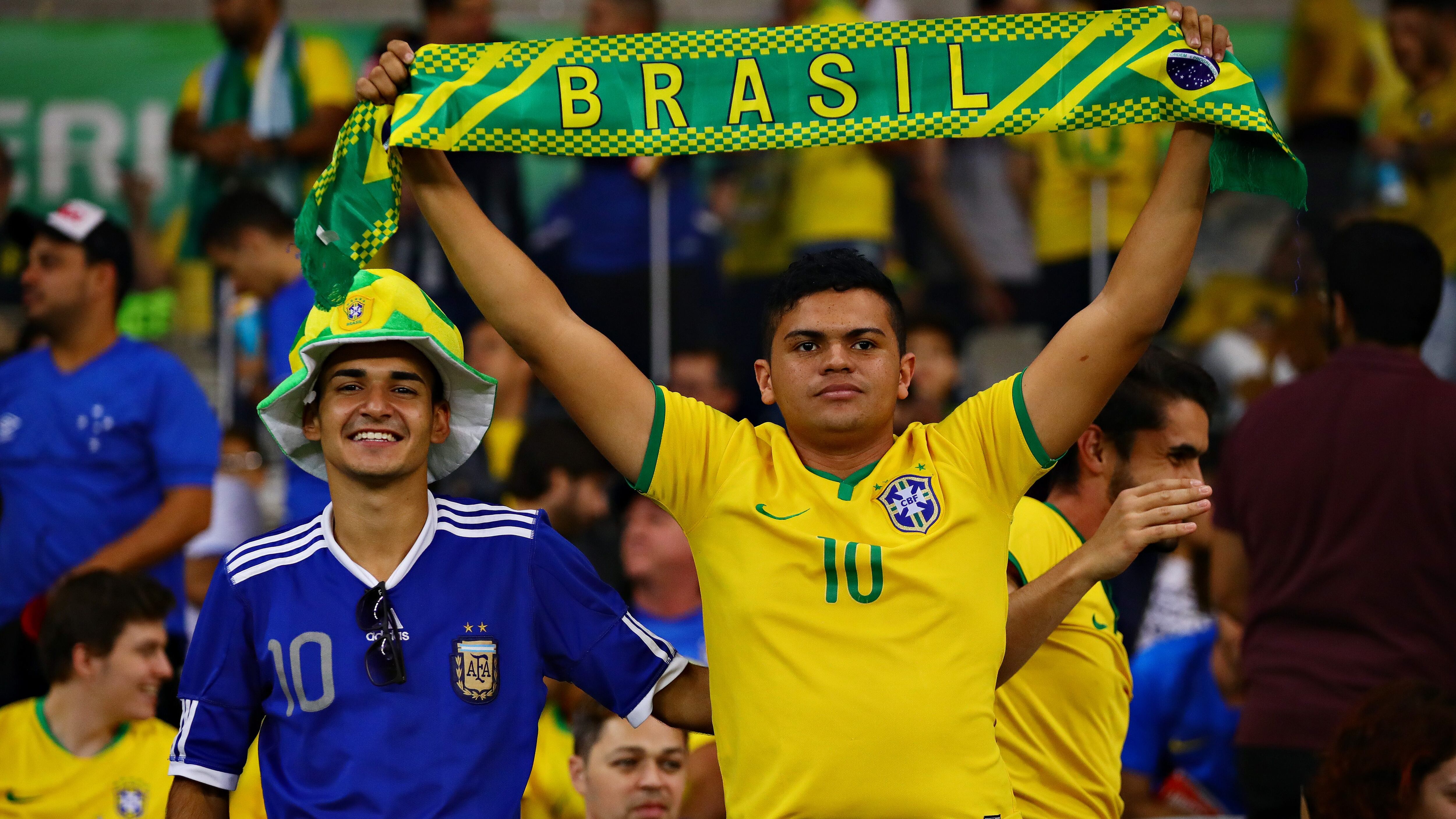 BELO HORIZONTE, BRAZIL - JULY 02: Brazil fans show their support during the Copa America Brazil 2019 Semi Final match between Brazil and Argentina at Mineirao Stadium on July 02, 2019 in Belo Horizonte, Brazil. (Photo by Chris Brunskill/Fantasista/Getty Images)